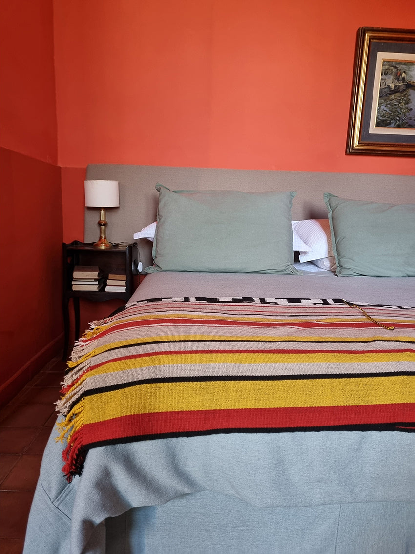 Loro Huasi lamb Poncho - Vakiano