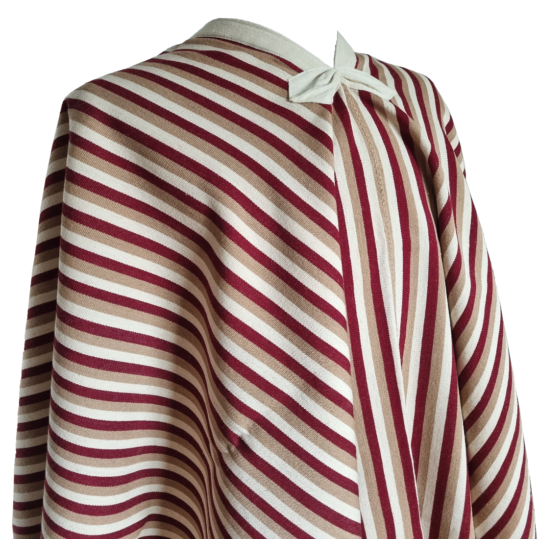 Close-up of Seclantas Salteño poncho with traditional neckline knot