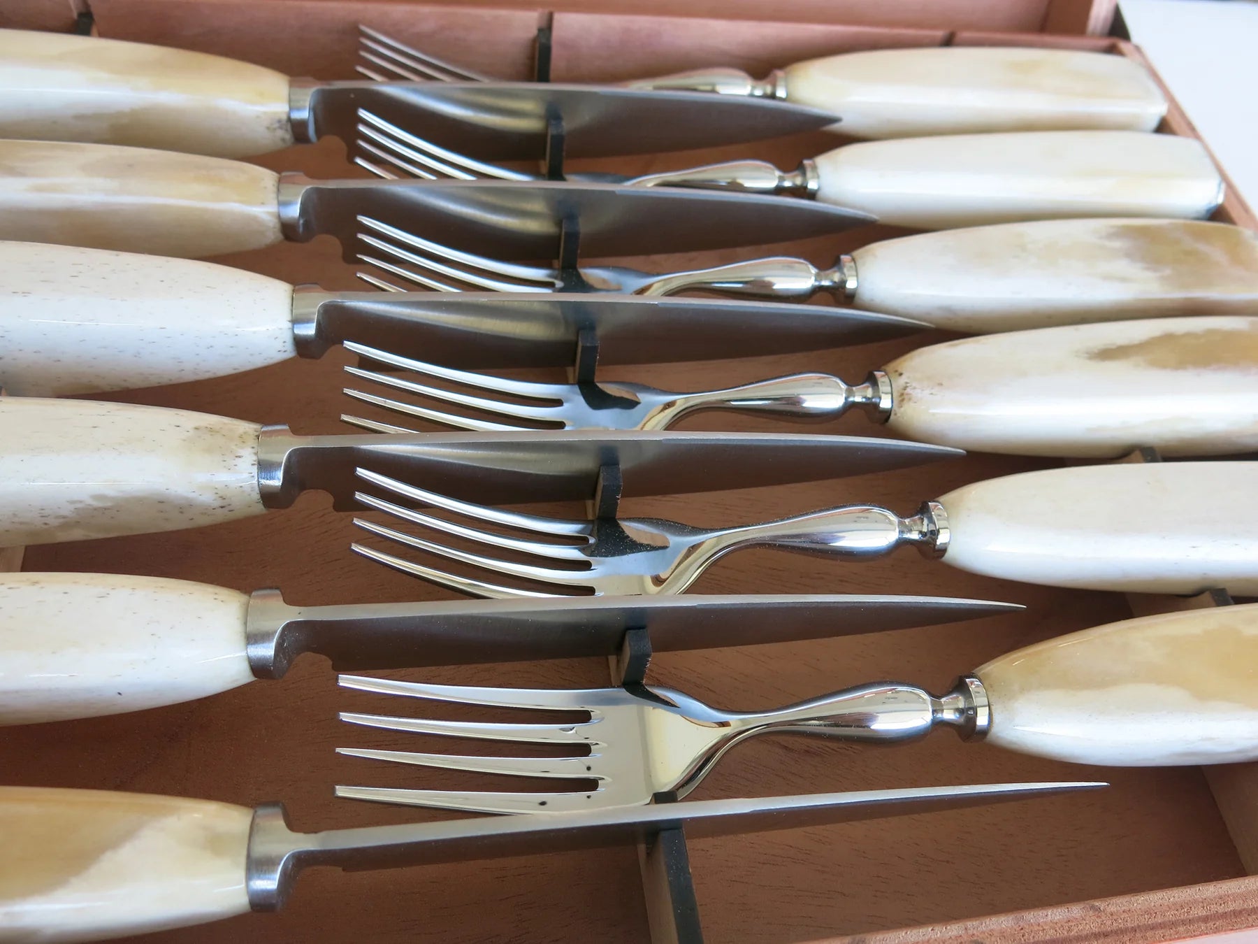POTRO Cutlery set - Vakiano