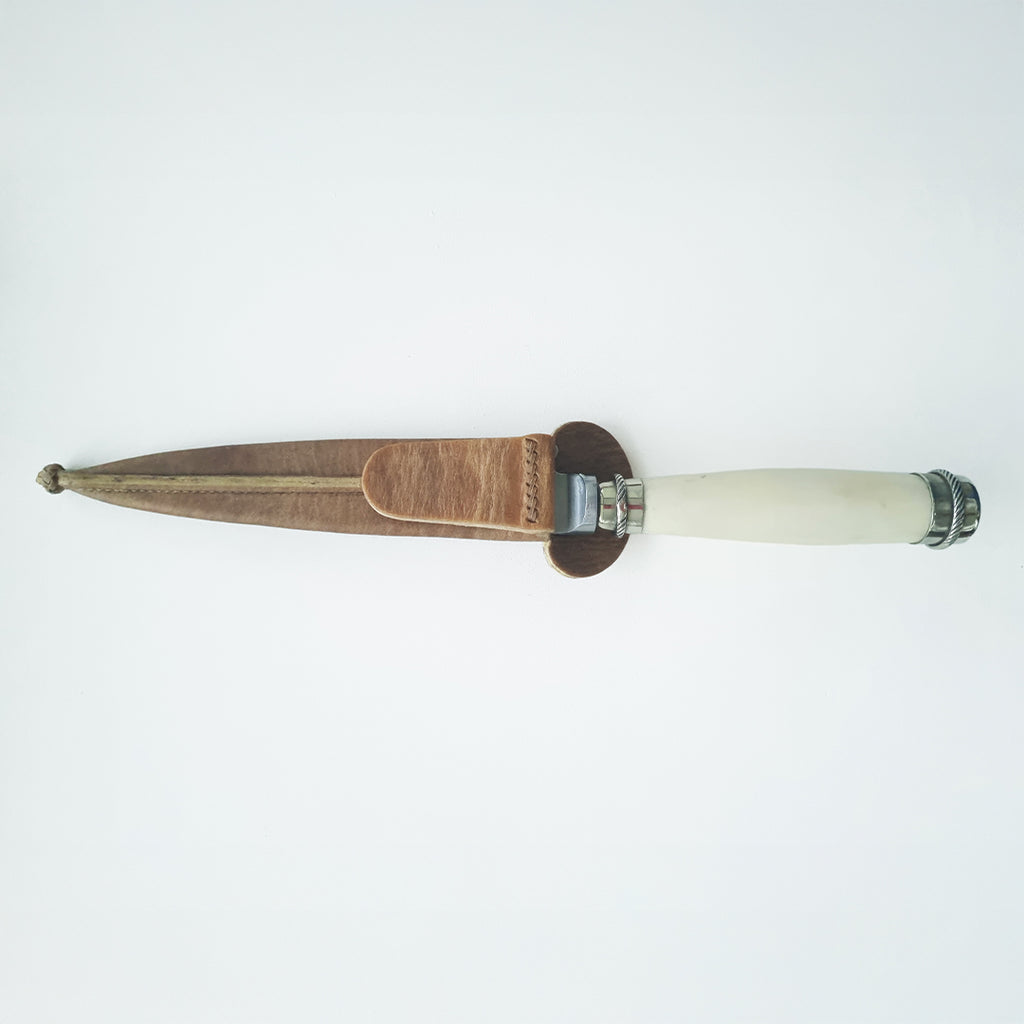 Handmade Bone and Alpaca Knife with Leather Sheath - Vakiano