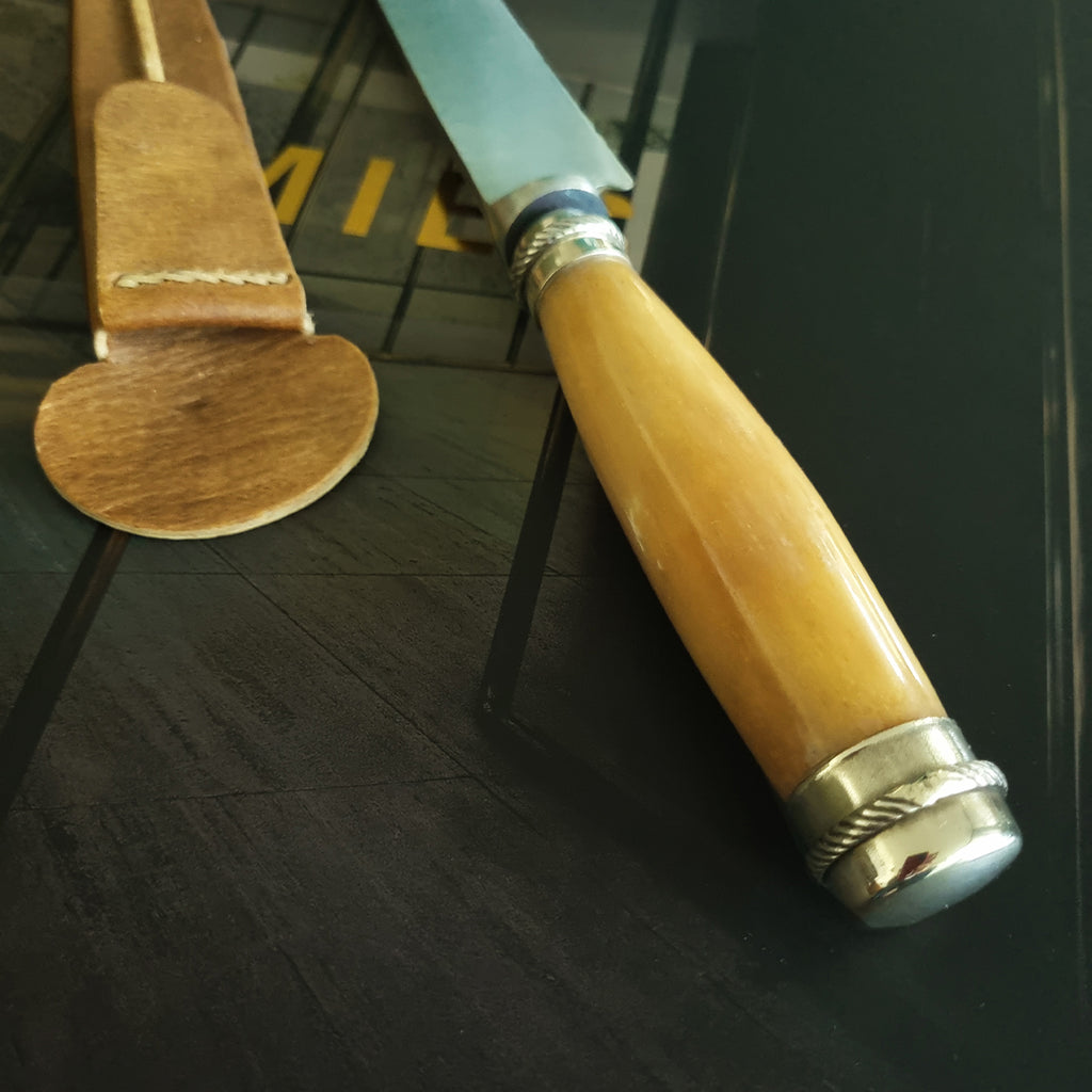 Handmade Potro Bone Knife with Leather Sheath - Vakiano